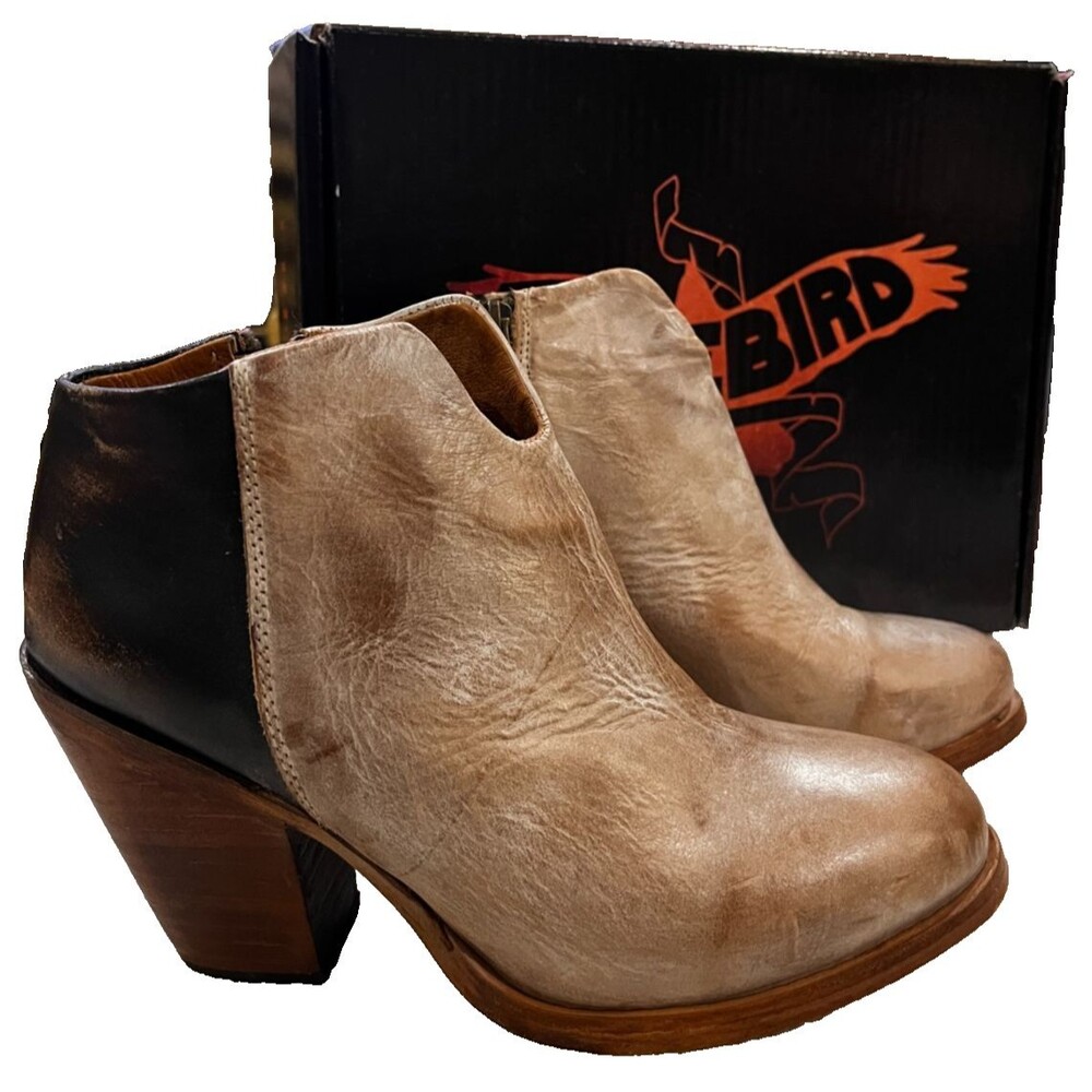Freebird by Steven Distressed Brown and Black Ankle Boots - Picture 1 of 16